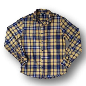 🎈$10 add on.  MEN’S Plaid Shirt. Yellow navy